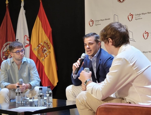 Ágora: Nuestro Primer Ciclo de Conferencias